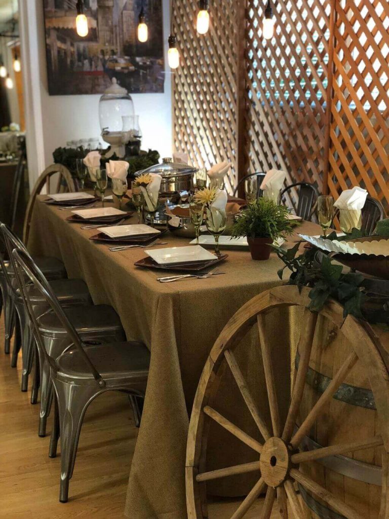 table and chair rental in Los Angeles